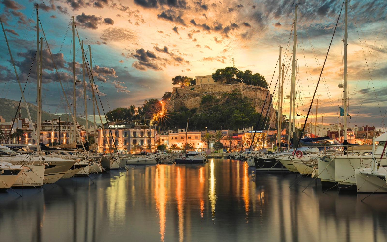 castillo y marina de Dénia